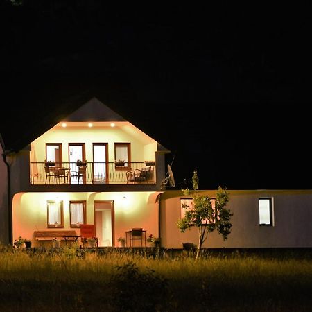 Guest House Blue Views Plav Bagian luar foto