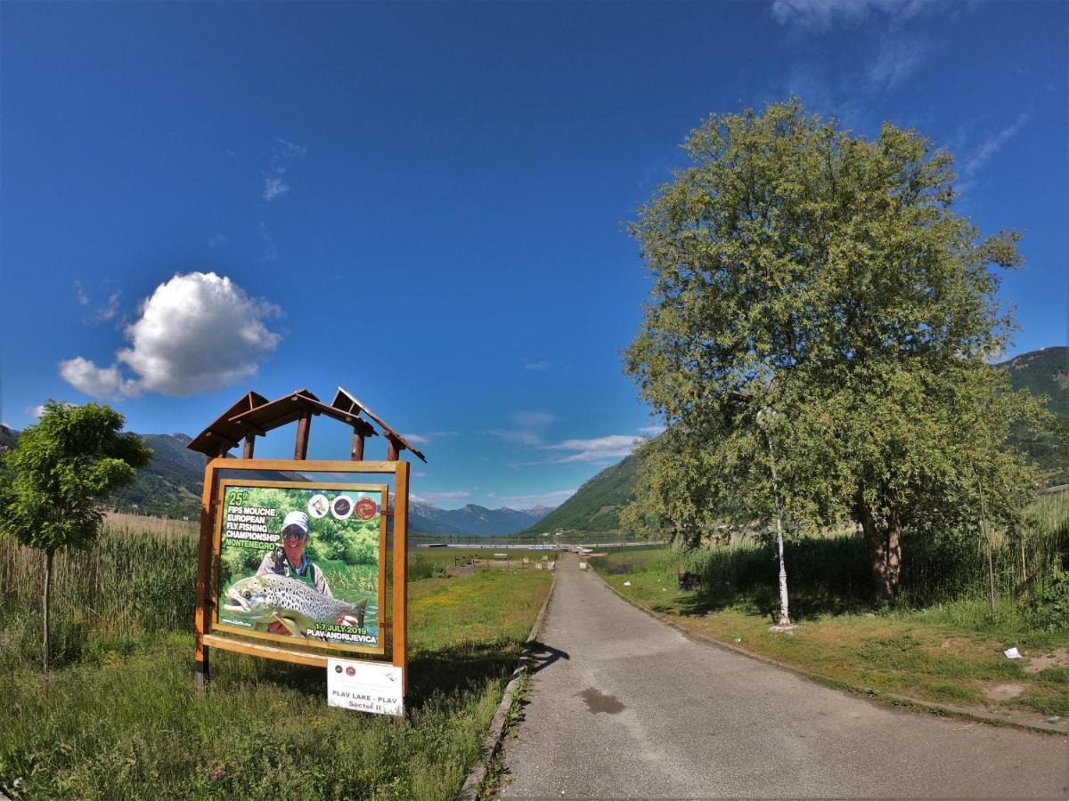 Guest House Blue Views Plav Bagian luar foto