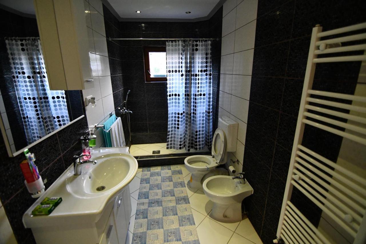 Guest House Blue Views Plav Bagian luar foto