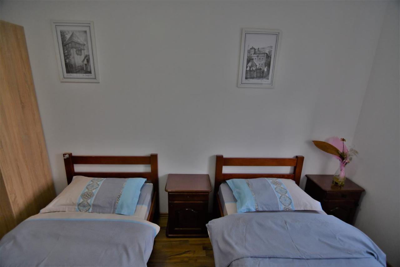 Guest House Blue Views Plav Bagian luar foto